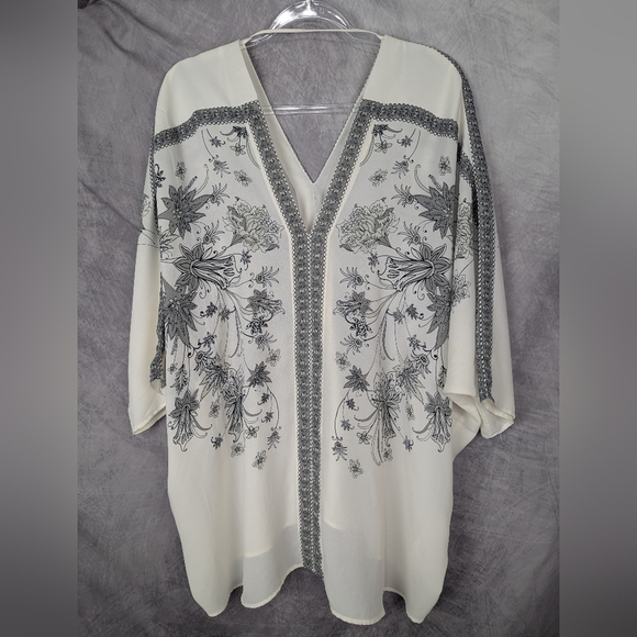 Rose + Olive 2X Boho Asymmetrical Blouse V-Neck Front & Back - Picture 2 of 11